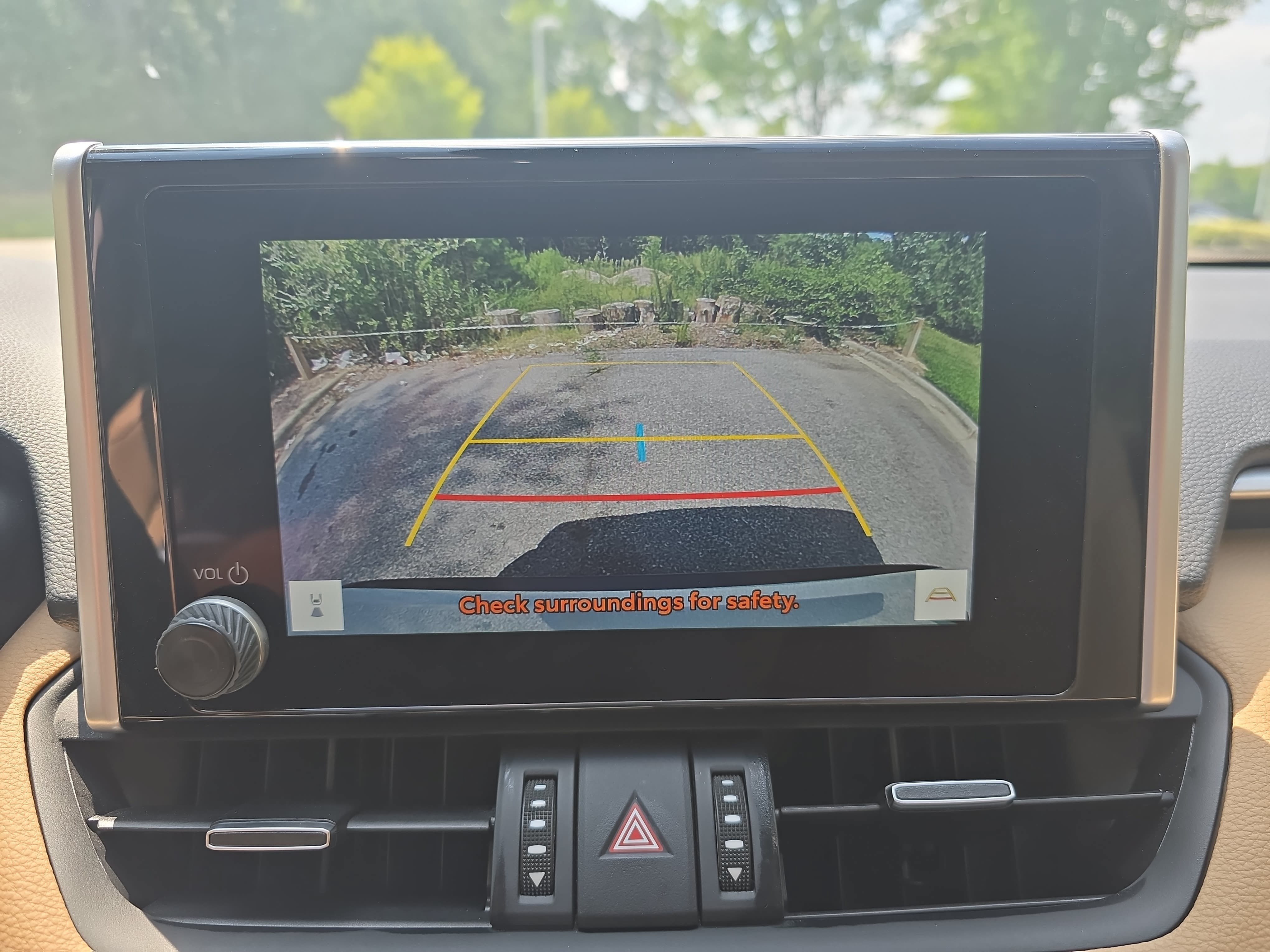 Used 2025 Toyota RAV4 XLE Premium FWD image 24