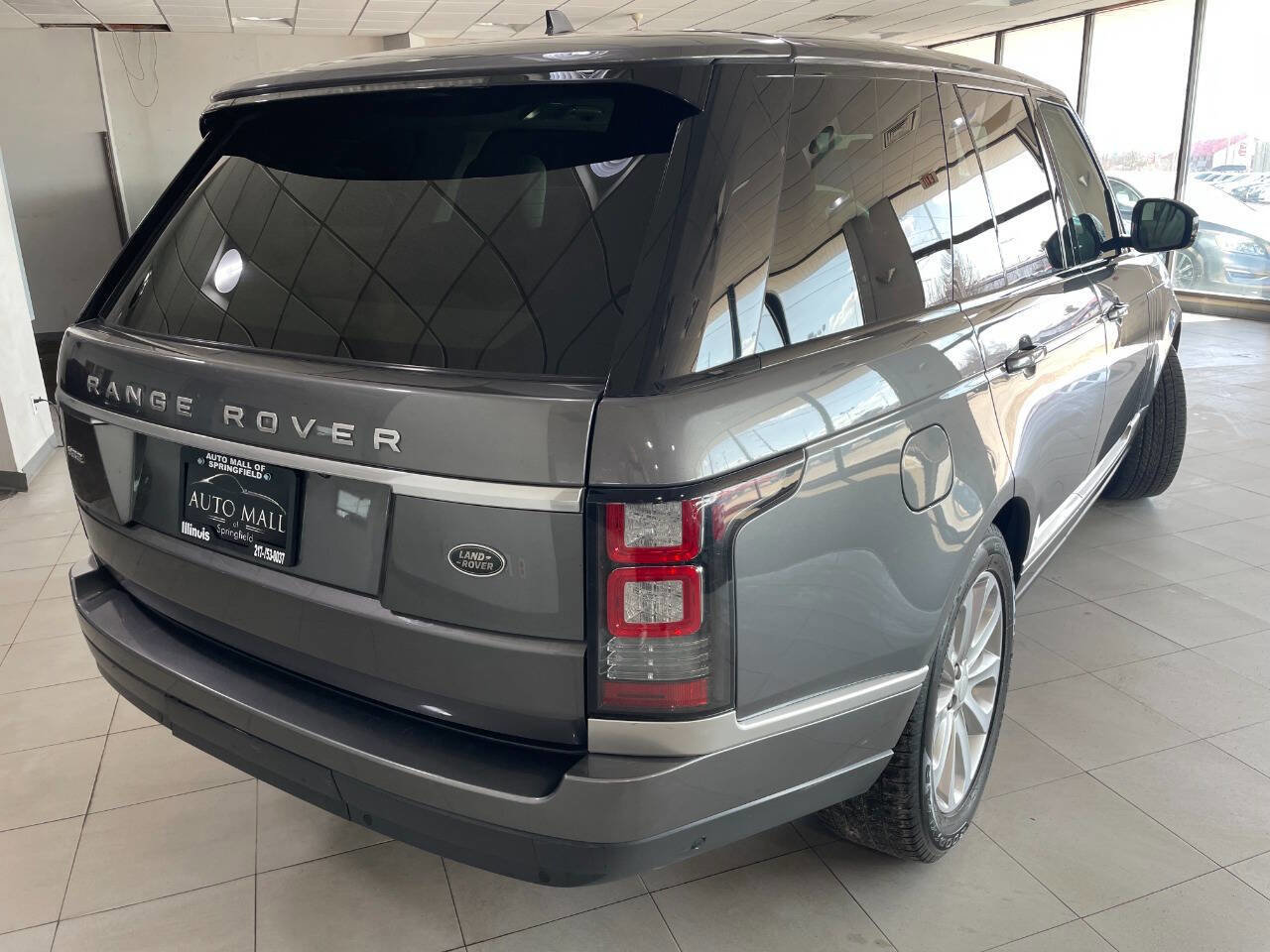 Used 2015 Land Rover Range Rover HSE image 7