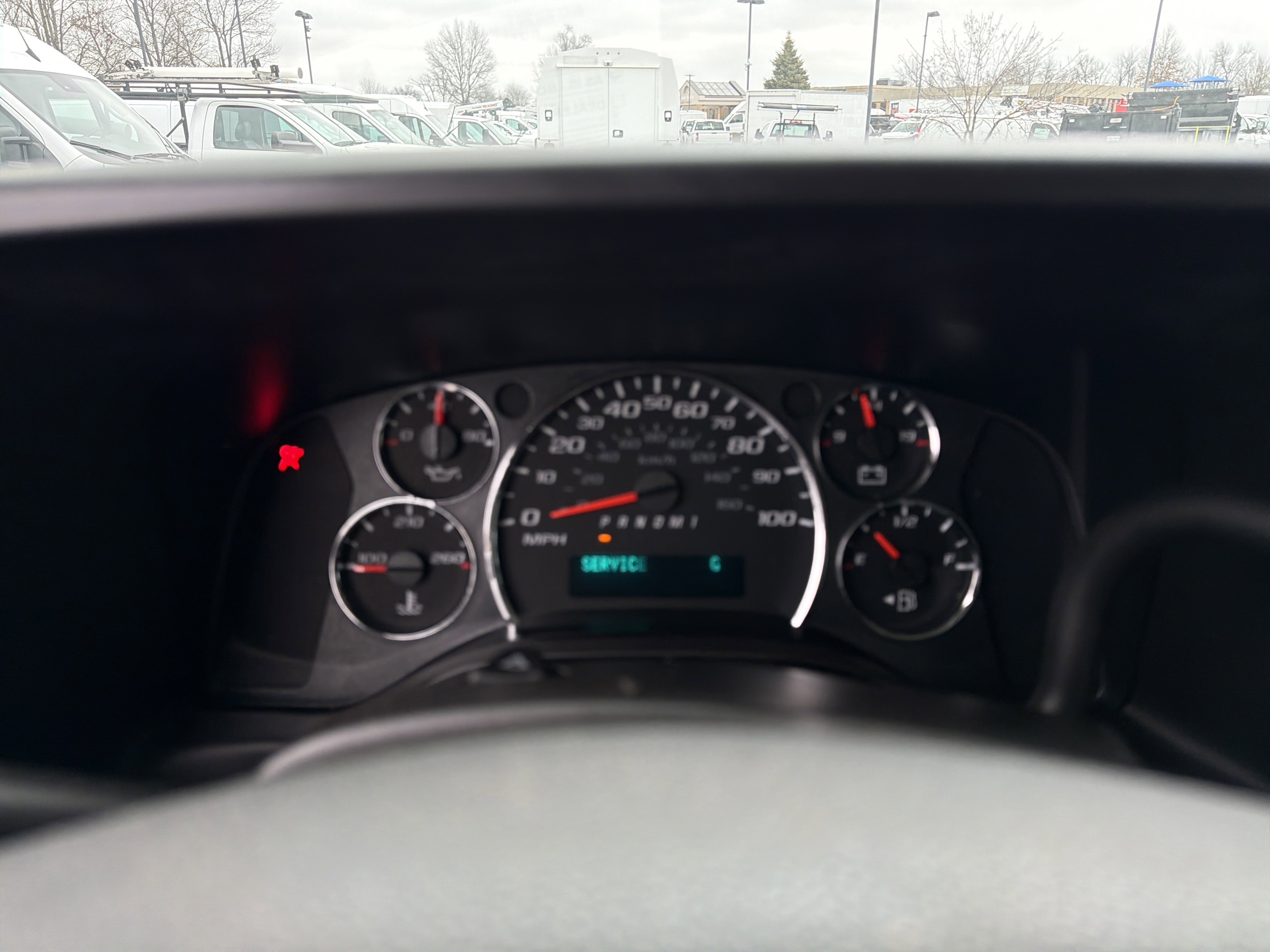 Used 2010 Chevrolet Express 2500 image 14