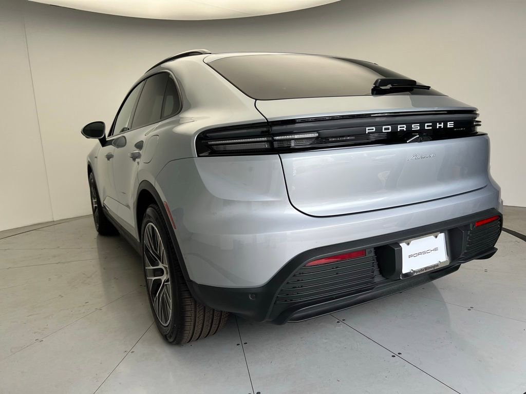 New 2025 Porsche Macan Electric image 3