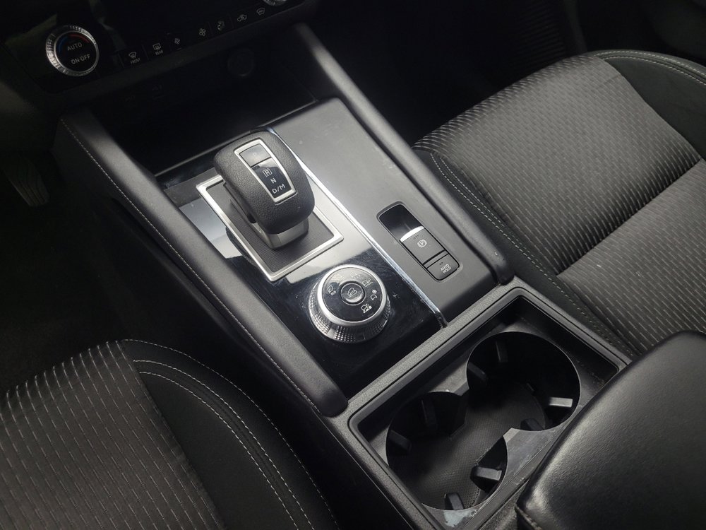 Used 2023 Mitsubishi Outlander ES image 26