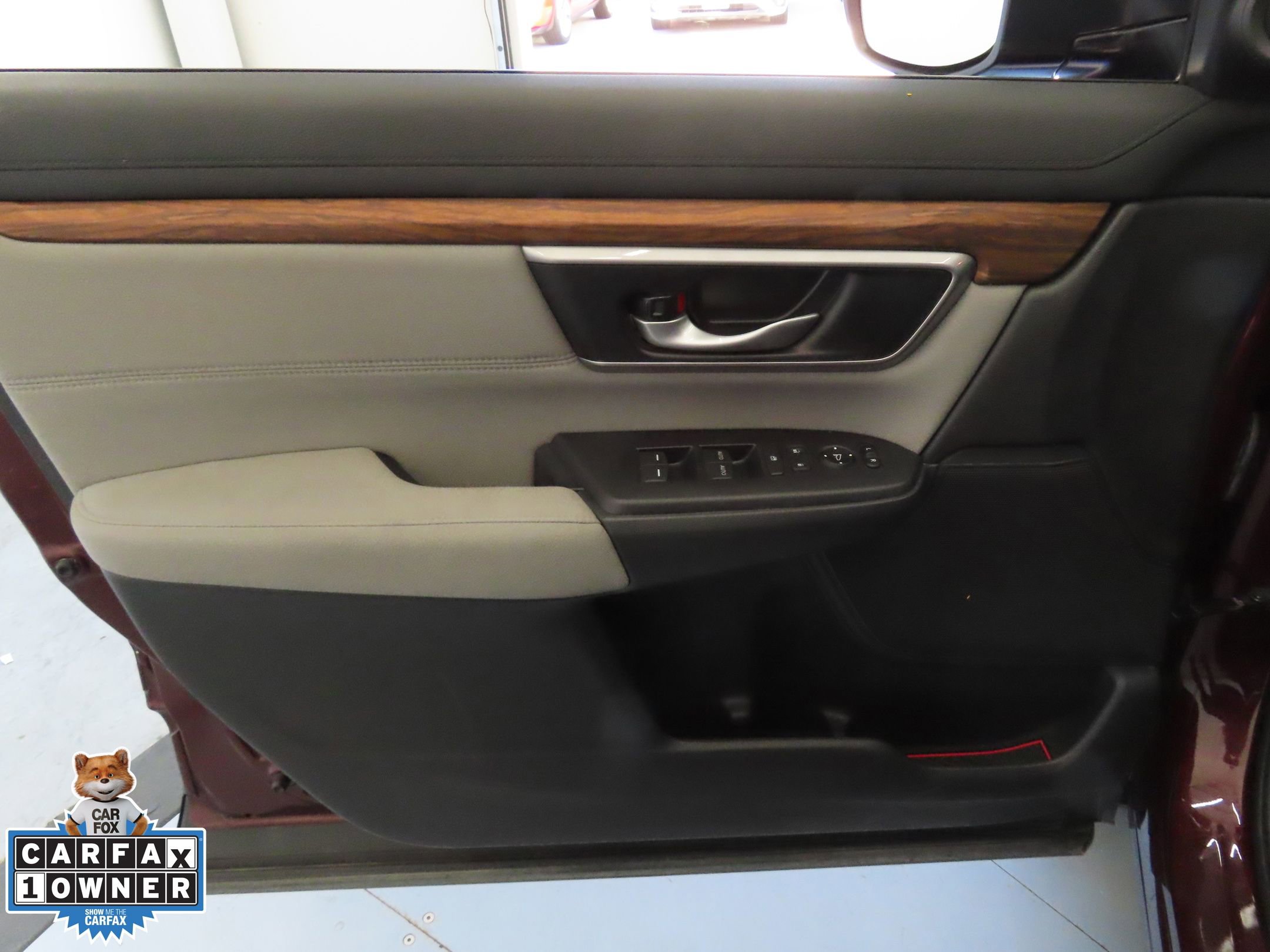 Used 2018 Honda CR-V EX image 11