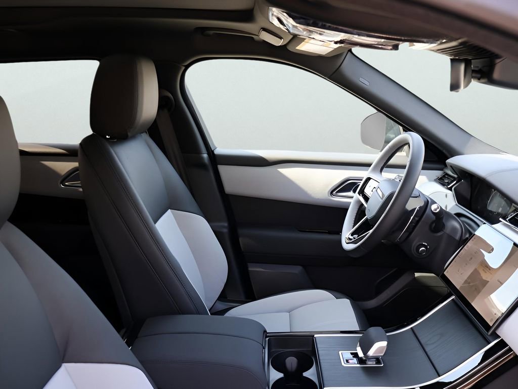 New 2026 Land Rover Range Rover Velar Dynamic SE image 9