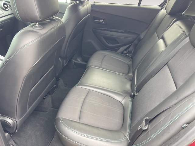 Used 2016 Chevrolet Trax LT w/ LT Convenience Package FWD image 13