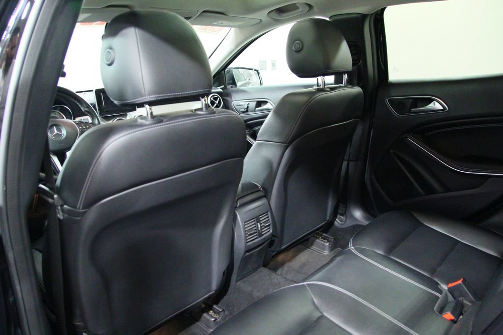 Used 2015 Mercedes-Benz GLA 250 4MATIC image 27