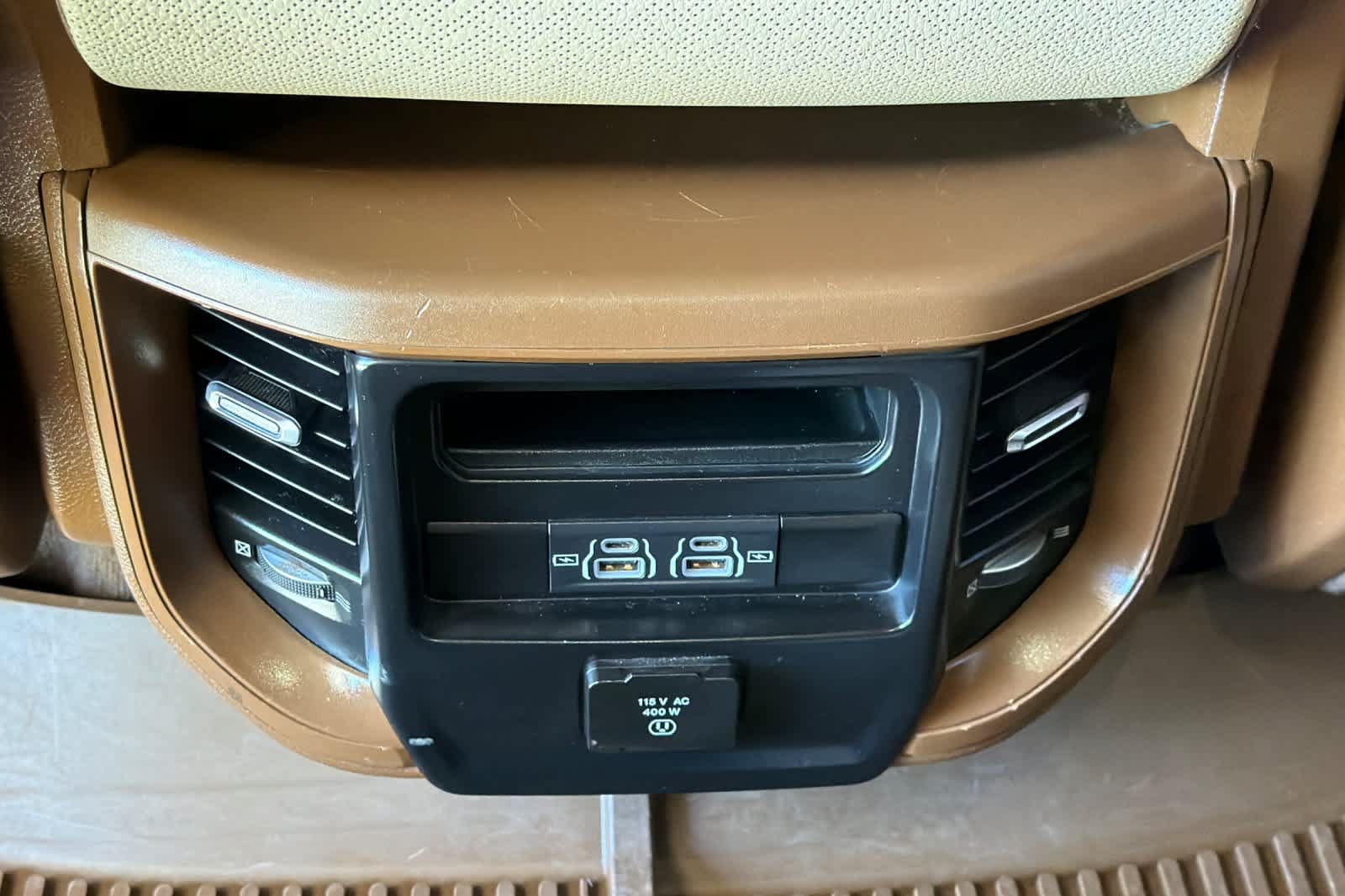 Used 2021 RAM 1500 Laramie AWD/4WD image 14