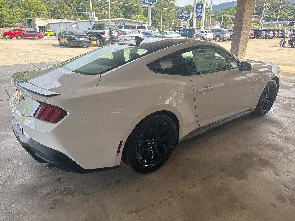 New 2025 Ford Mustang Coupe image 4