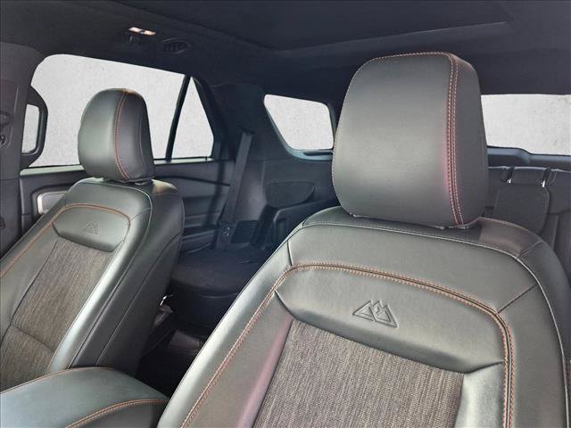 Used 2023 Ford Explorer Timberline w/ Timberline Technology Package AWD/4WD image 13