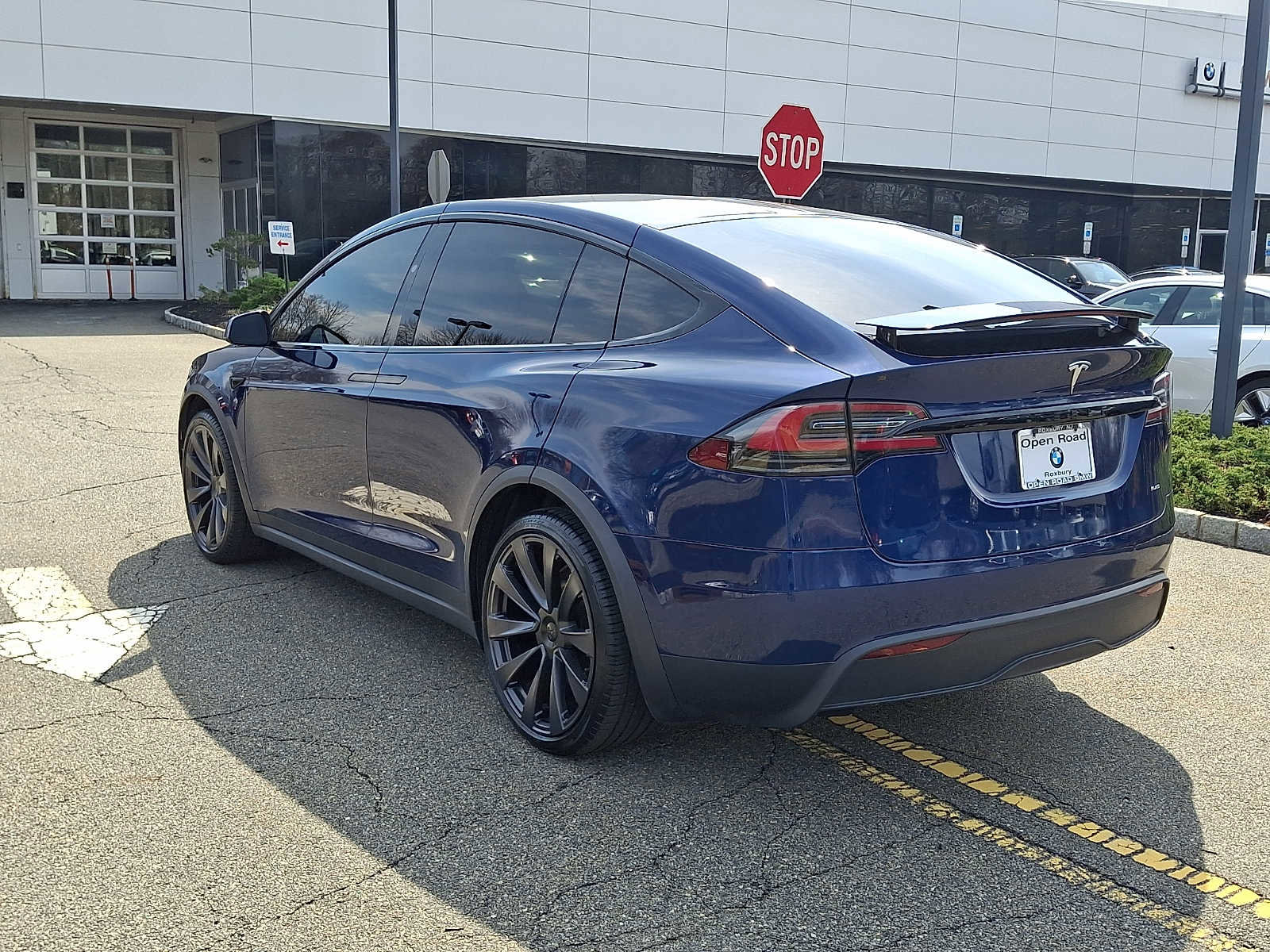 Used 2022 Tesla Model X Plaid image 5