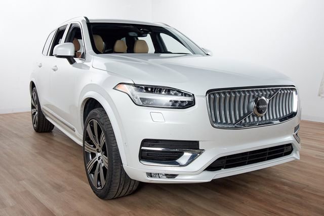 Certified 2023 Volvo XC90 B6 Ultimate w/ Protection Package Premier image 3