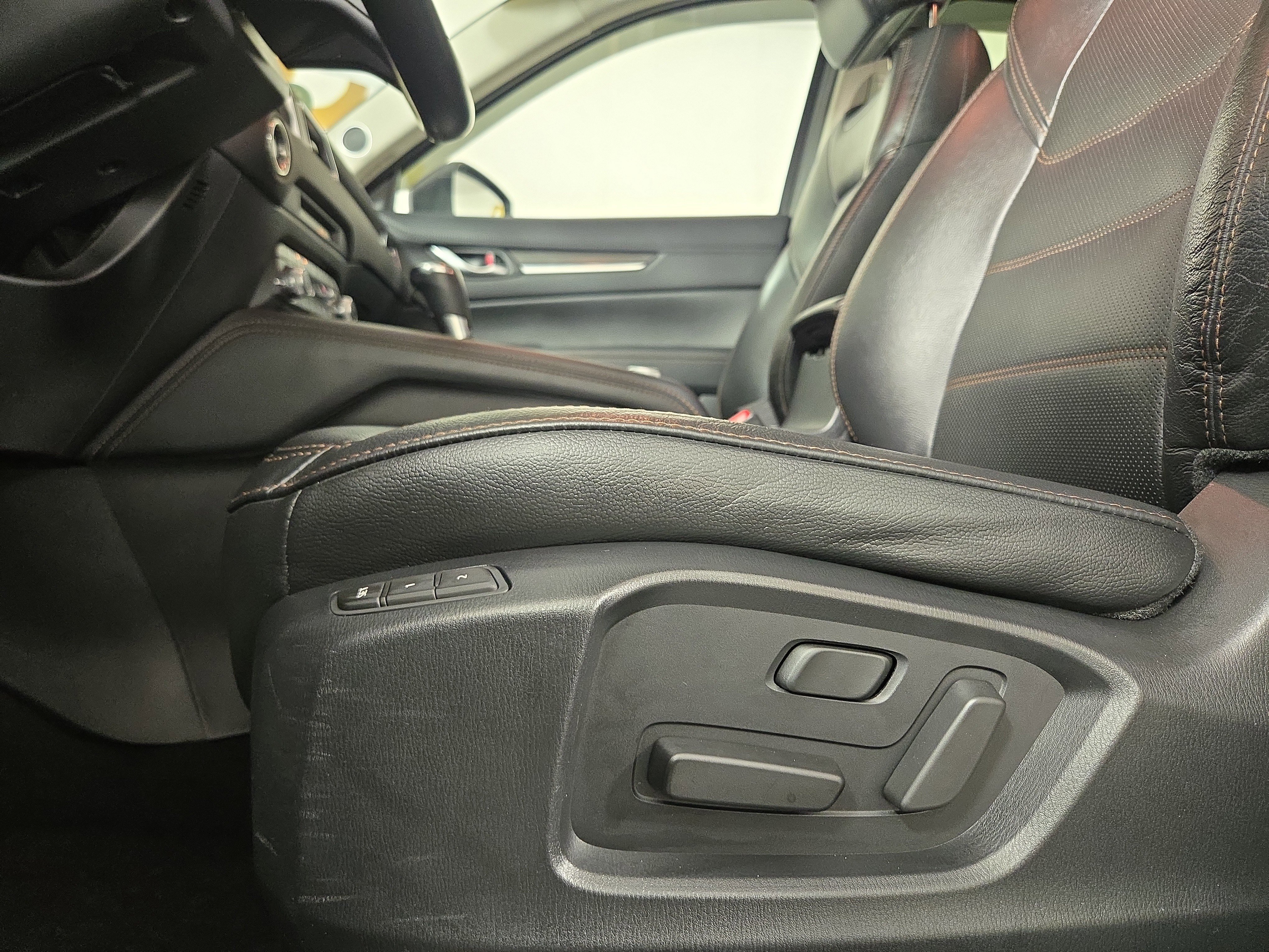 Used 2022 MAZDA CX-5 AWD 2.5 S w/ Premium Package image 32