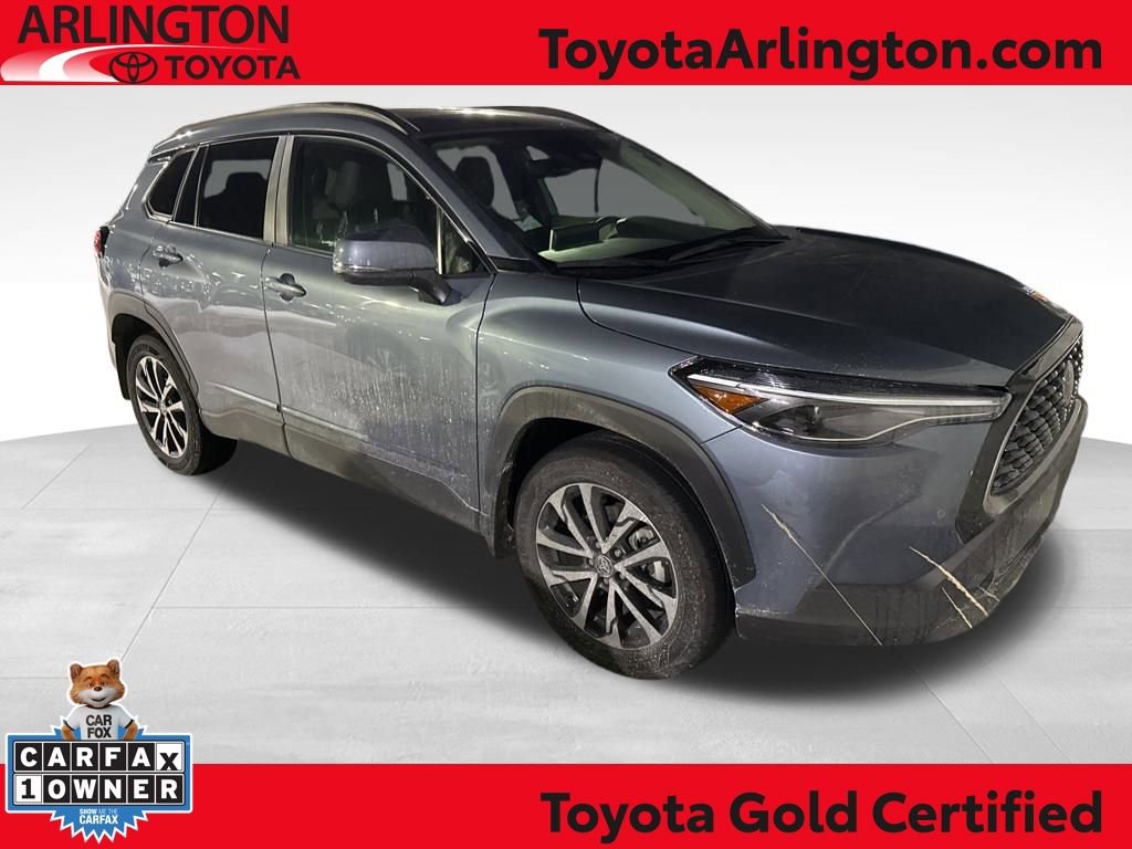 Used 2024 Toyota Corolla Cross XLE image 1