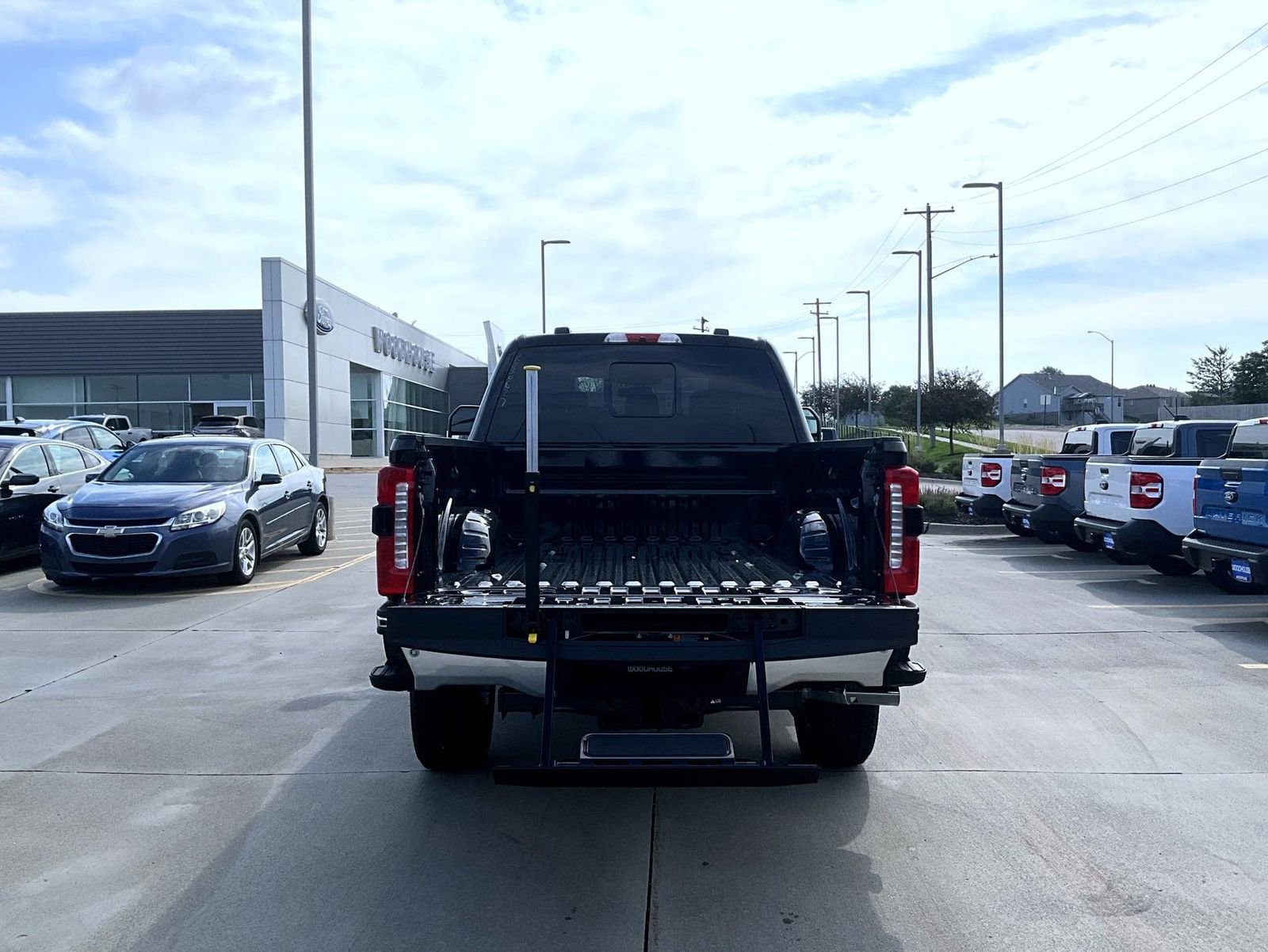 New 2025 Ford F250 Lariat w/ Chrome Package image 9