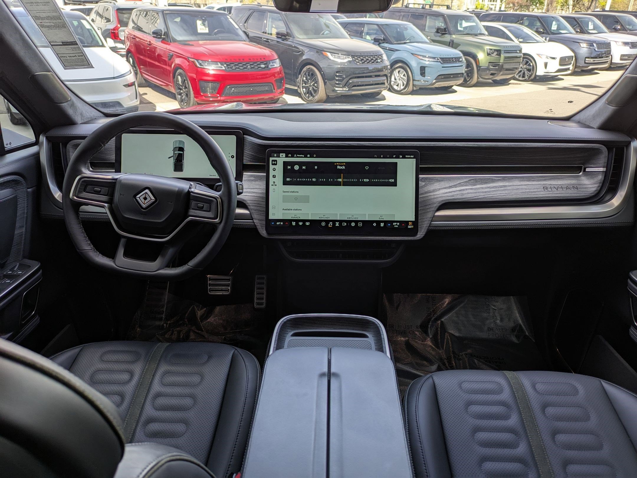 Used 2024 Rivian R1T Adventure AWD/4WD image 25