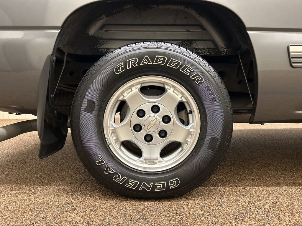 Used 2002 Chevrolet Silverado 1500 LS w/ Heavy Duty Suspension Pkg image 24