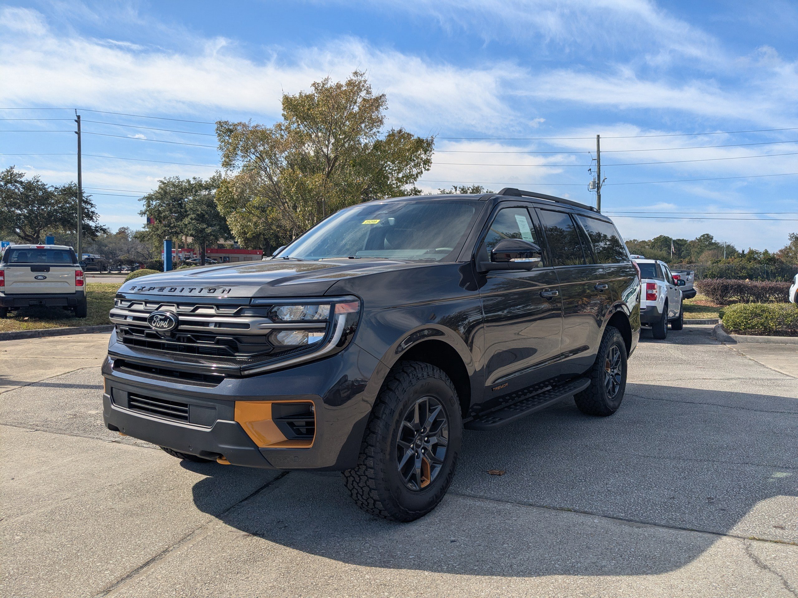 New 2025 Ford Expedition Tremor image 8