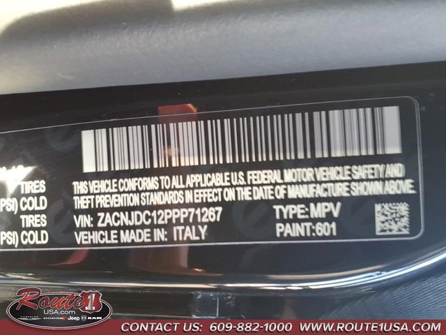 Used 2023 Jeep Renegade Trailhawk AWD/4WD image 40