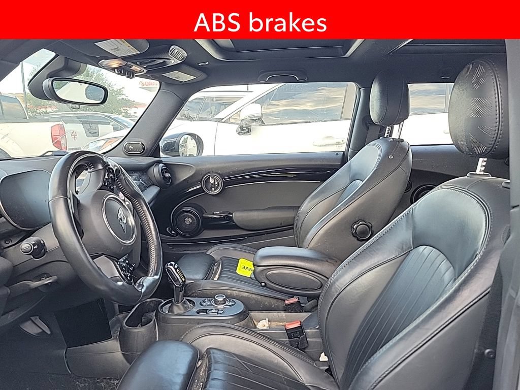 Used 2022 MINI Cooper SE FWD image 6
