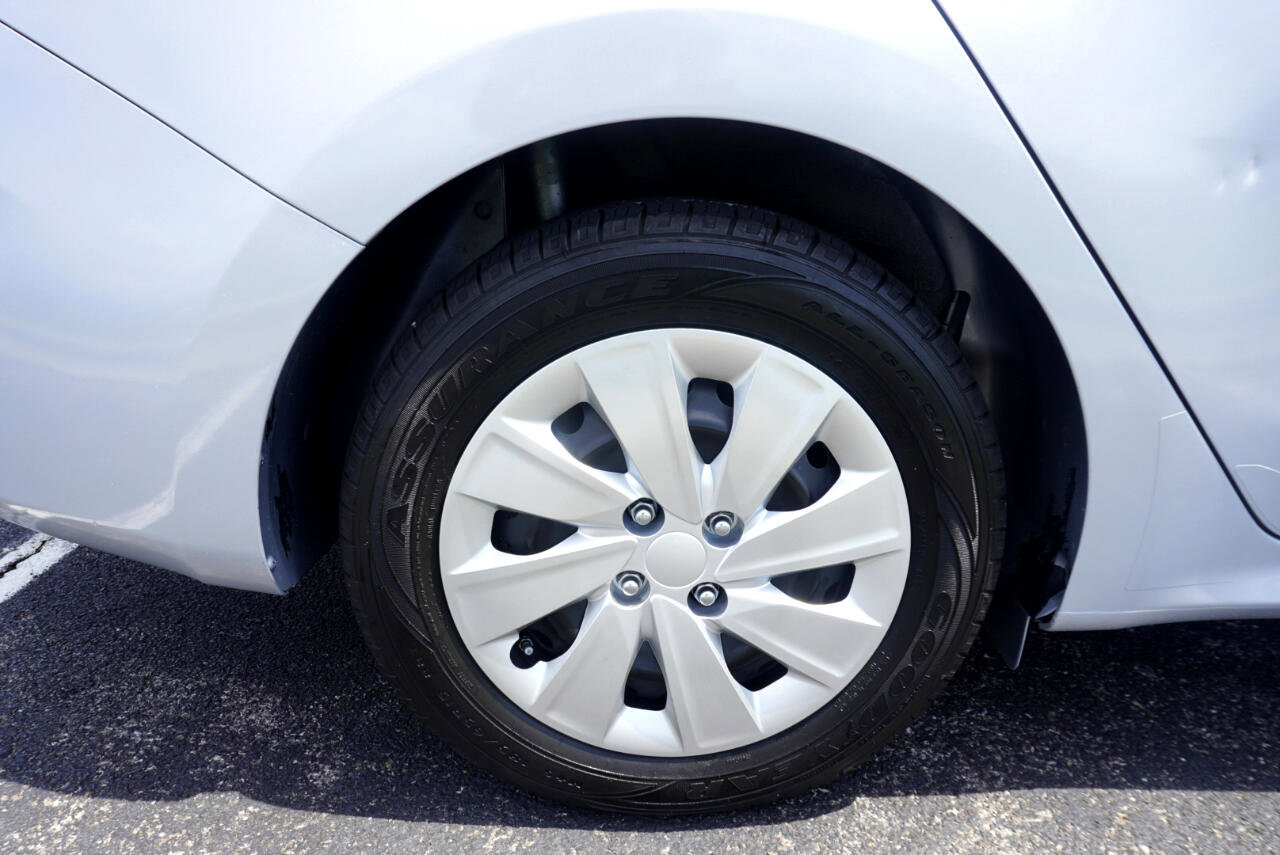Used 2023 Kia Rio LX image 39