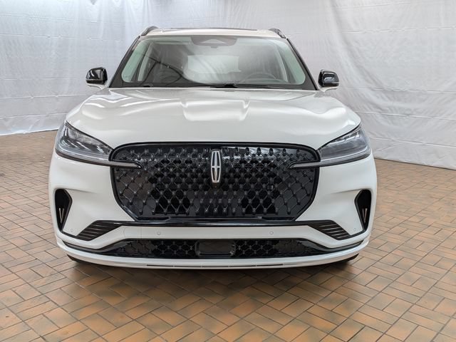 Certified 2026 Lincoln Aviator Reserve w/ Jet Appearance Package AWD/4WD image 2