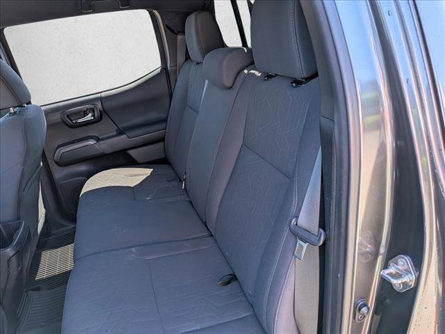 Used 2019 Toyota Tacoma TRD Sport AWD/4WD image 16