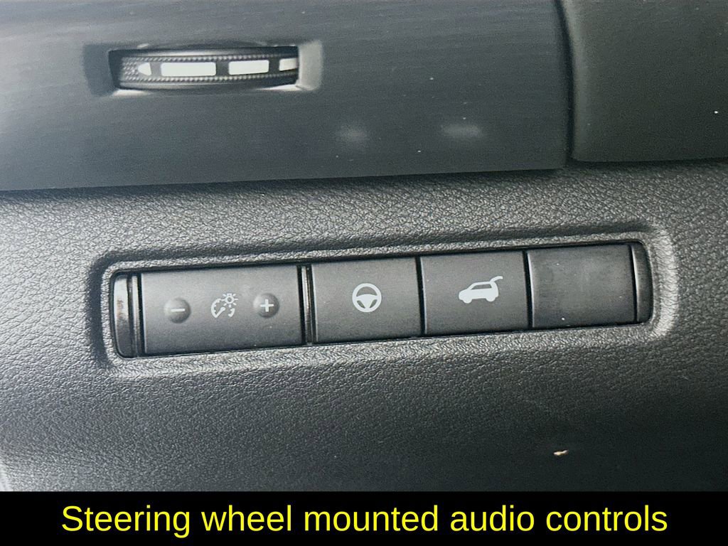 Used 2025 Nissan Pathfinder SL w/ Cargo Package image 15