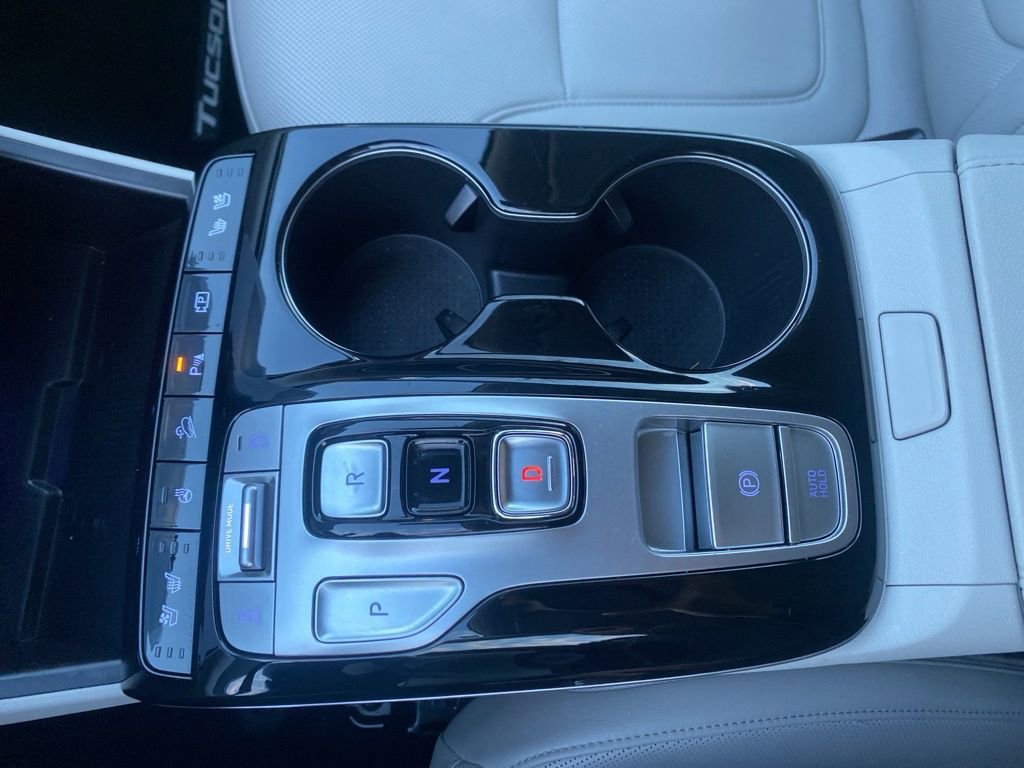 Used 2023 Hyundai Tucson Limited image 29