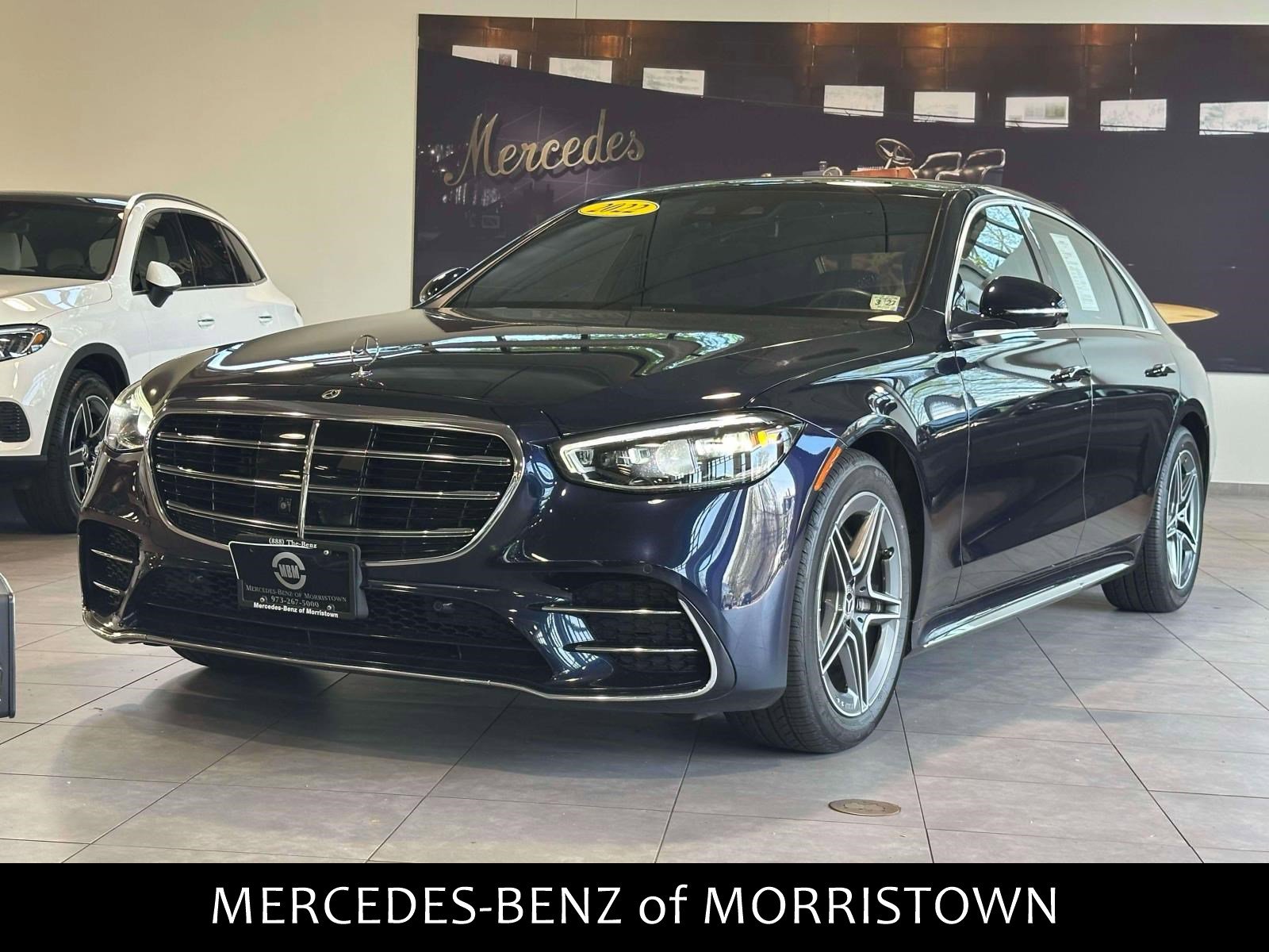 Certified 2022 Mercedes-Benz S 500 4MATIC image 1