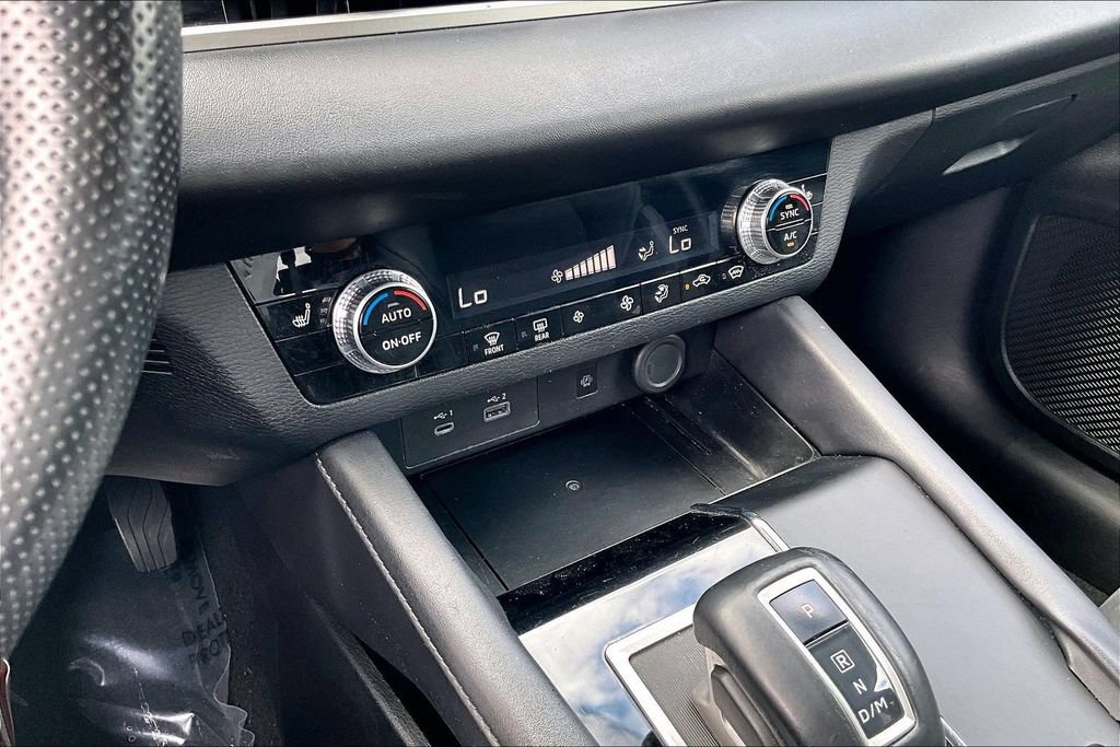 Used 2024 Mitsubishi Outlander SE AWD/4WD image 16