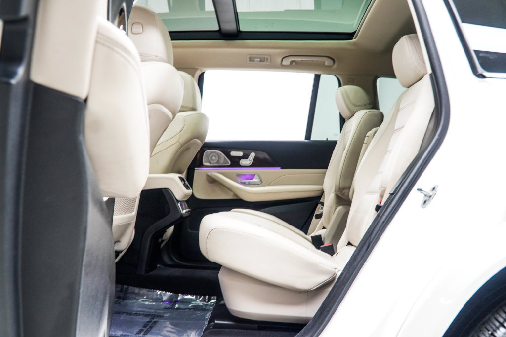Used 2023 Mercedes-Benz GLS 450 4MATIC w/ AMG Line Exterior image 50
