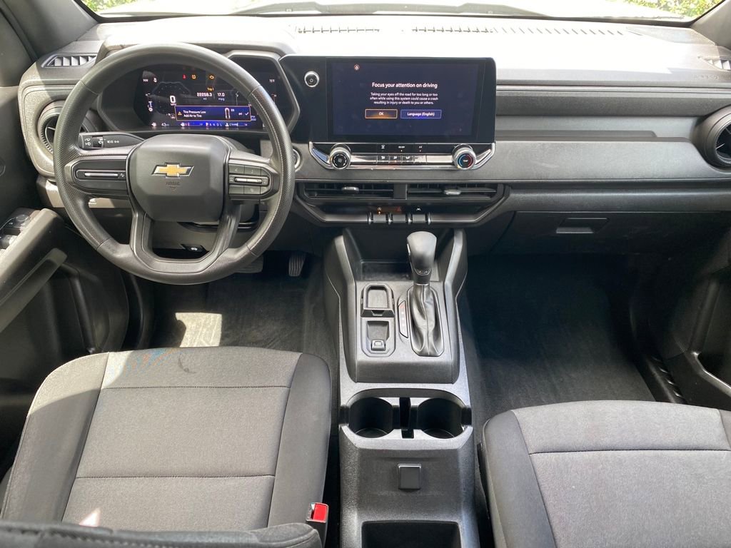 Used 2024 Chevrolet Colorado W/T image 29