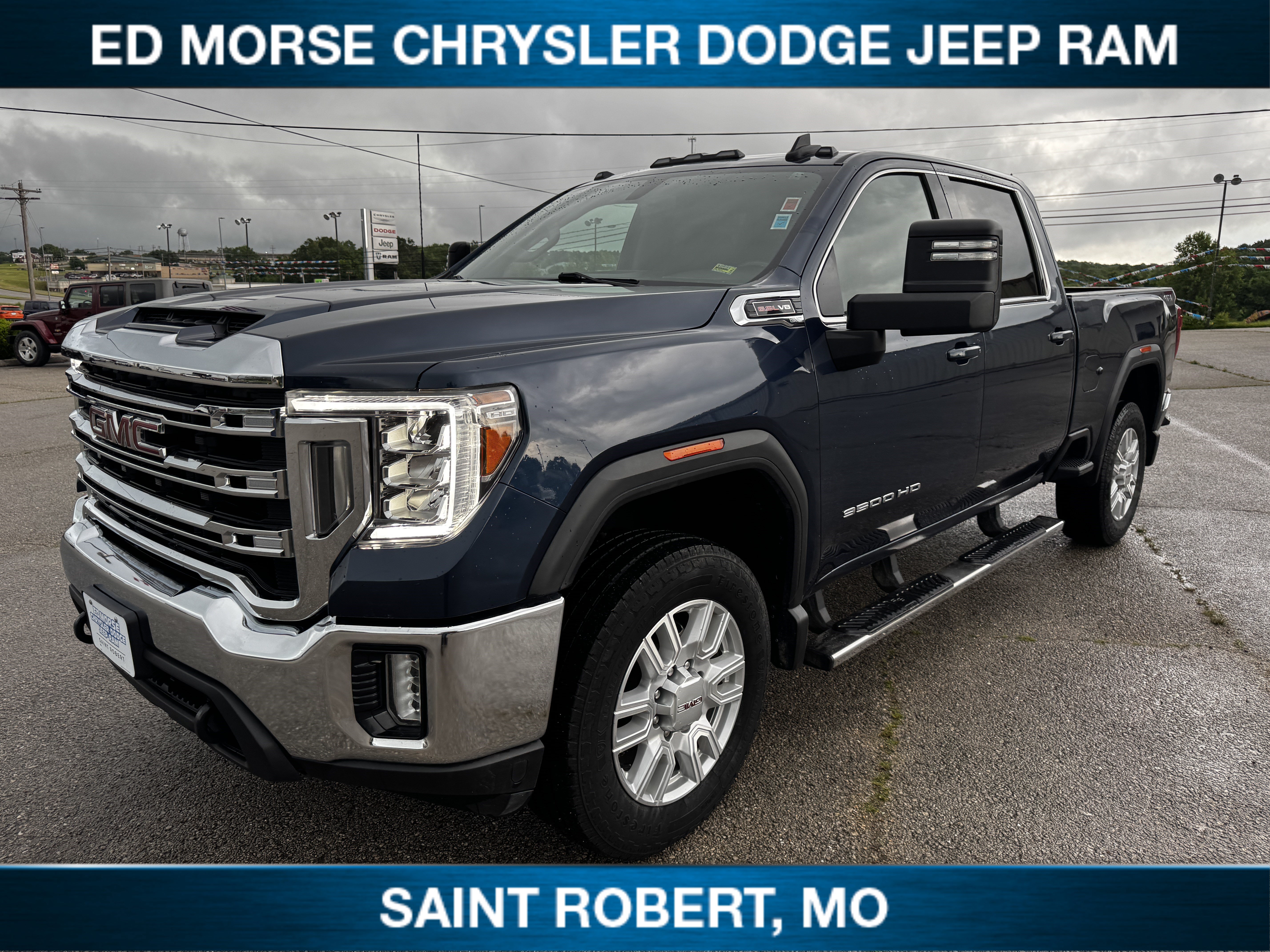Used 2022 GMC Sierra 3500 SLE w/ SLE Value Package AWD/4WD image 4