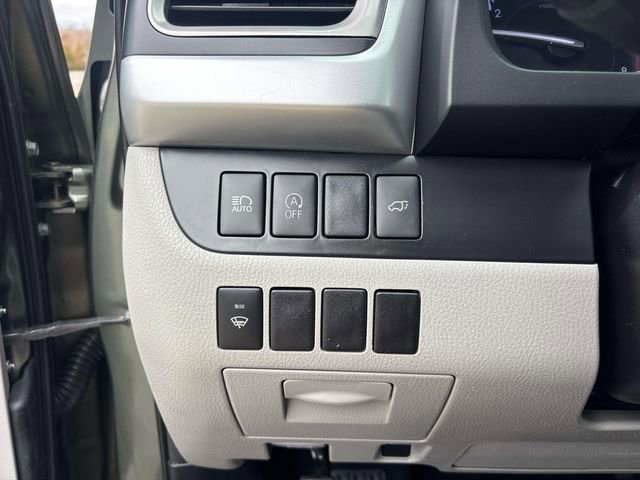 Used 2018 Toyota Highlander XLE image 21