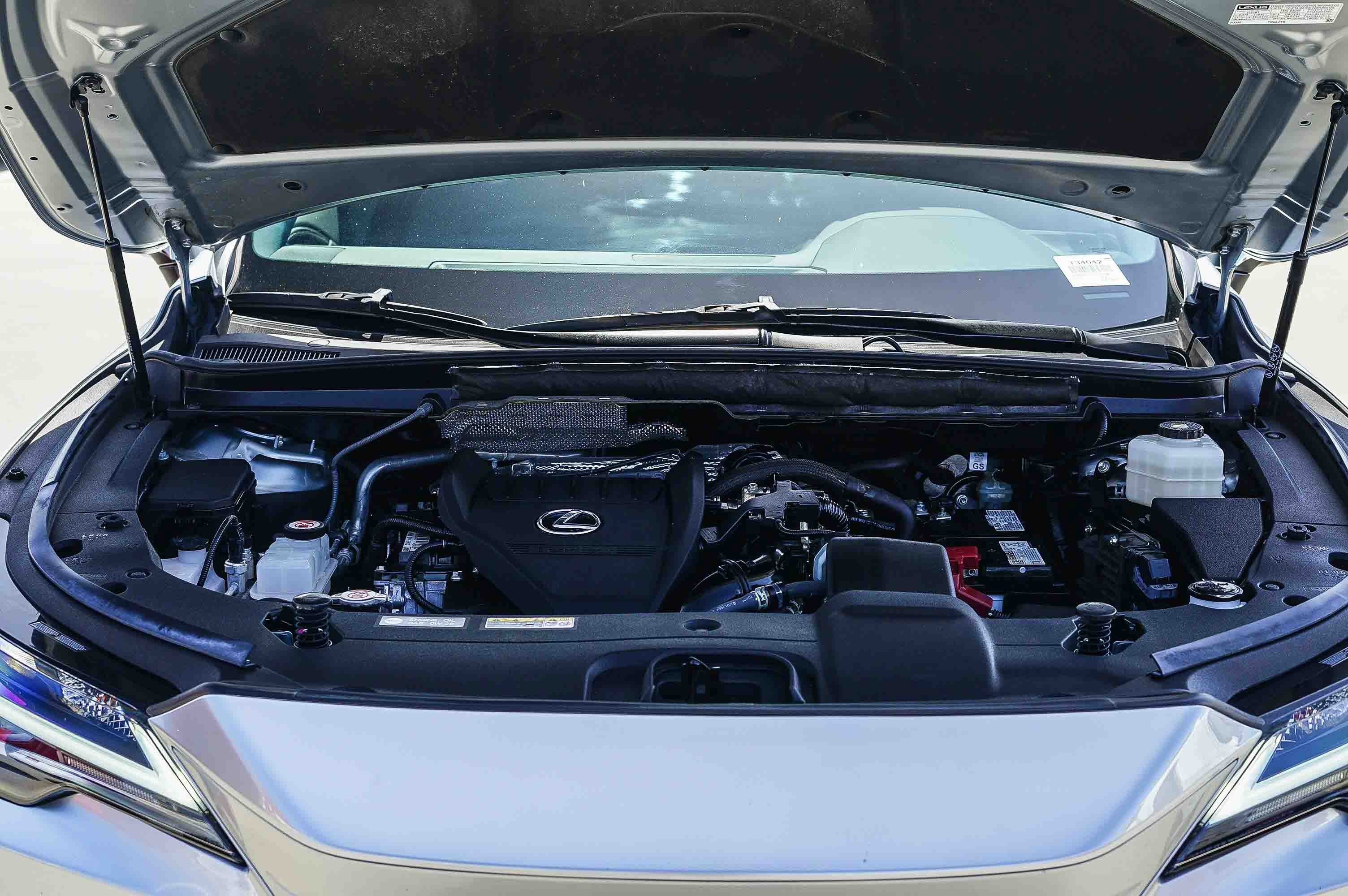 Used 2023 Lexus RX 350 Premium w/ Cold Area Package image 32