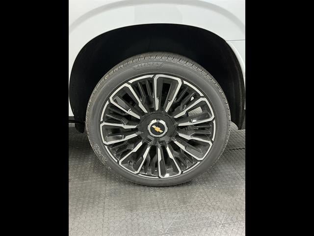 New 2026 Chevrolet Suburban High Country AWD/4WD image 48