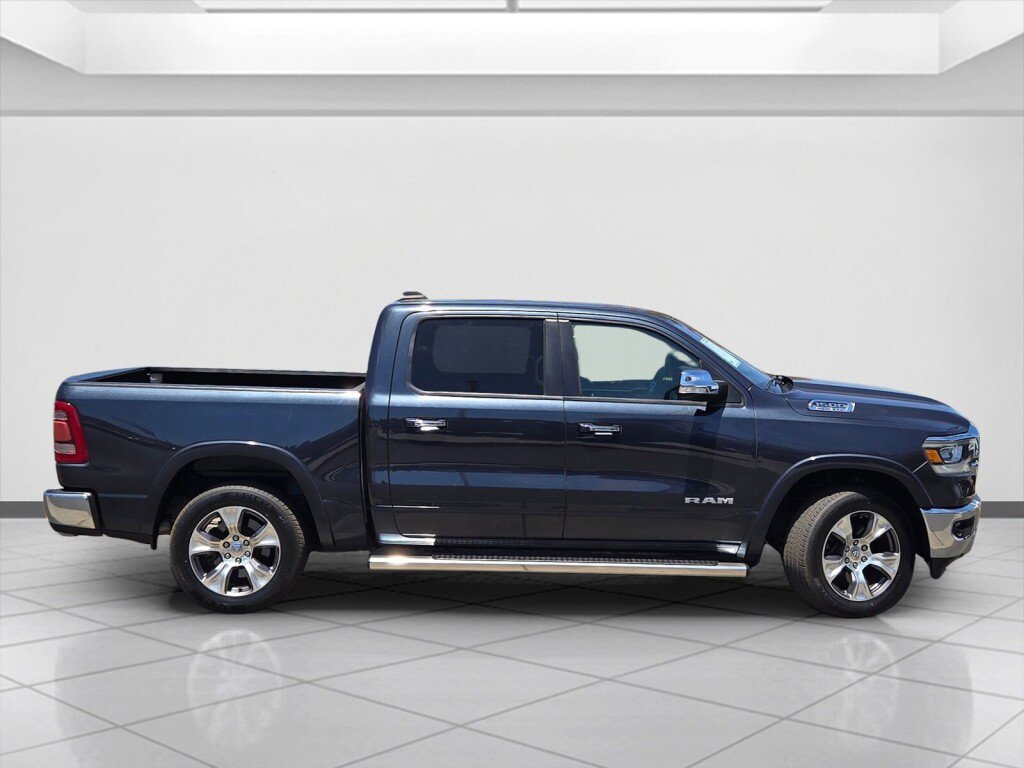 Used 2019 RAM 1500 Laramie AWD/4WD image 4