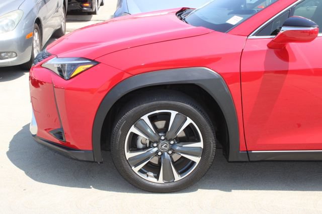 Certified 2024 Lexus UX 250h FWD image 4