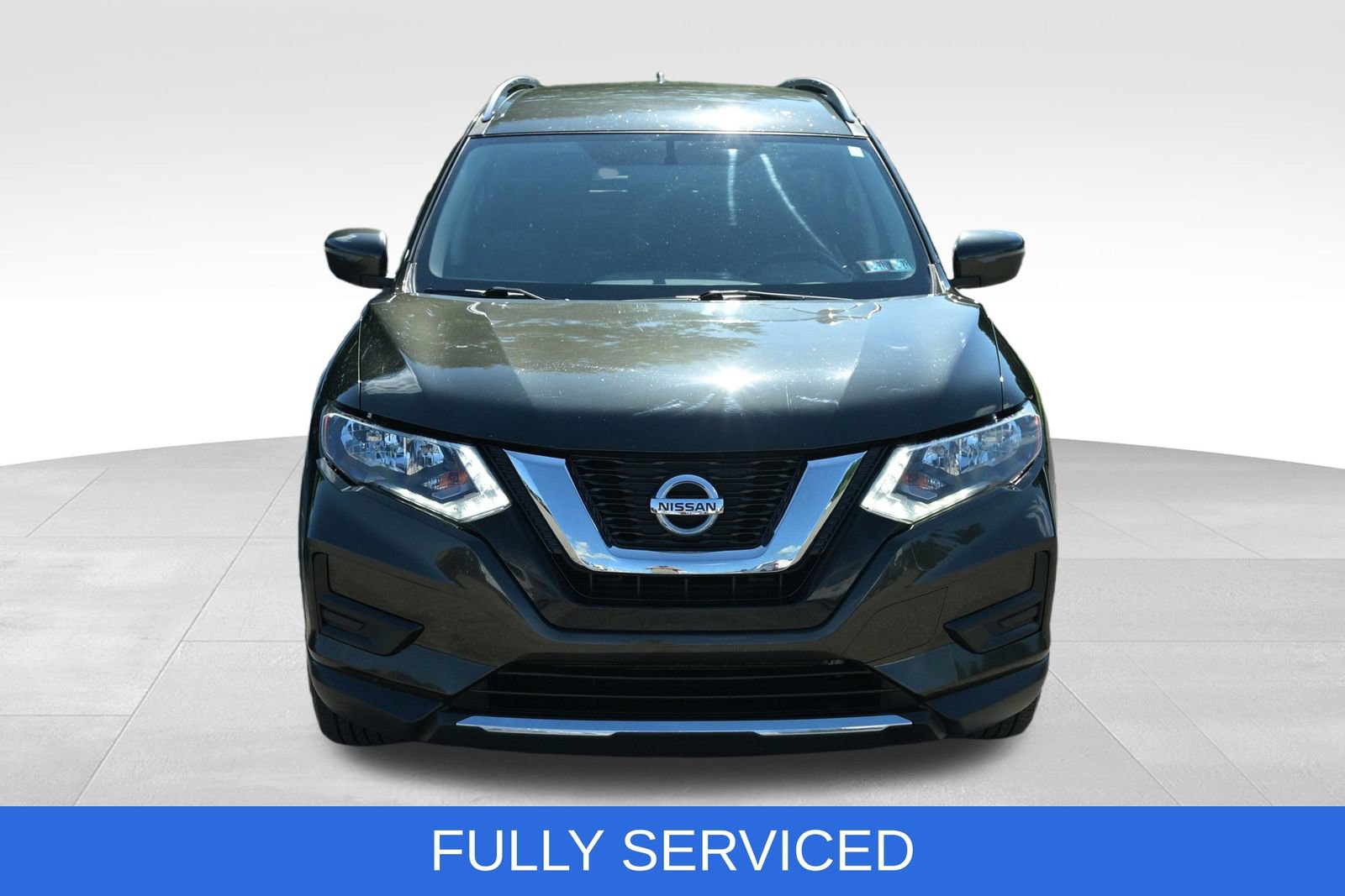 Used 2017 Nissan Rogue SV AWD/4WD image 16