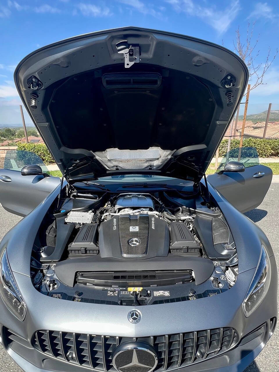 Used 2018 Mercedes-Benz AMG GT R image 11