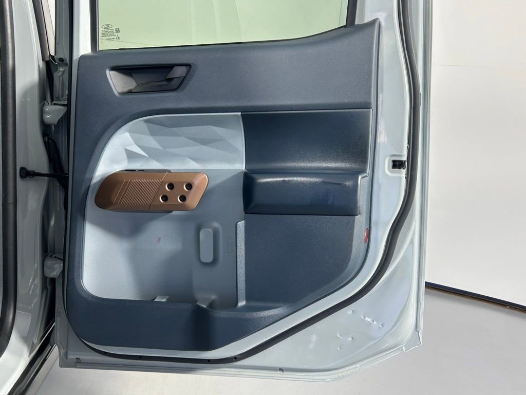 Used 2022 Ford Maverick Lariat image 11