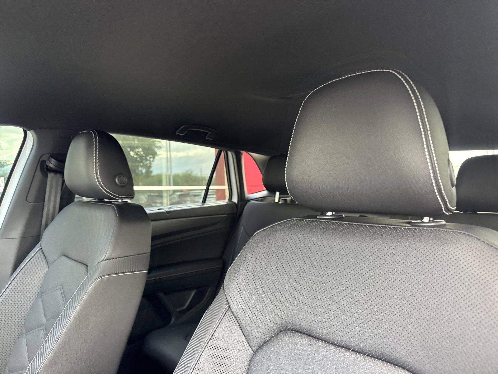 New 2026 Volkswagen Atlas Cross Sport SE image 17