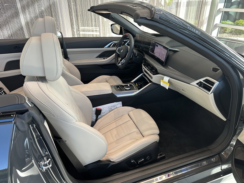 New 2026 BMW 440i xDrive Convertible w/ Premium Package image 14