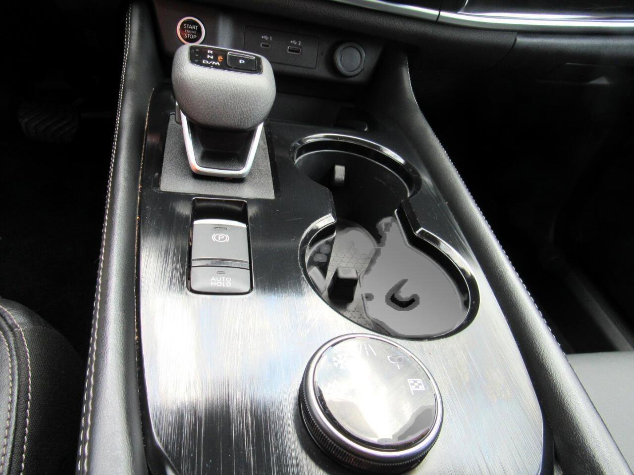 Used 2023 Nissan Rogue SL AWD/4WD image 28