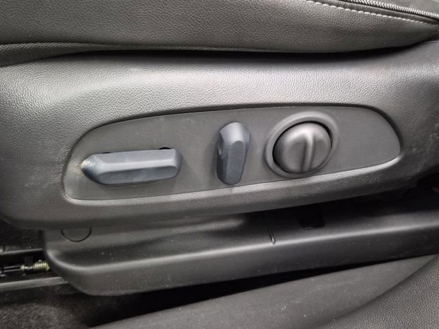 Used 2023 Buick Encore GX Essence w/ Experience Buick Package image 28