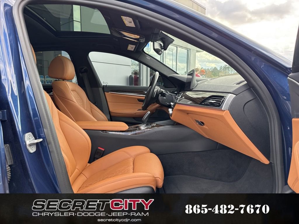 Used 2022 BMW 530i xDrive w/ Convenience Package image 12