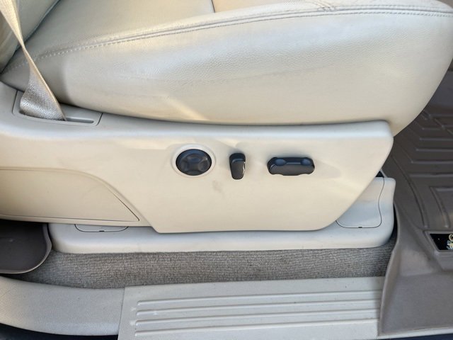 Used 2014 Chevrolet Silverado 2500 LTZ w/ LTZ Plus Package image 35