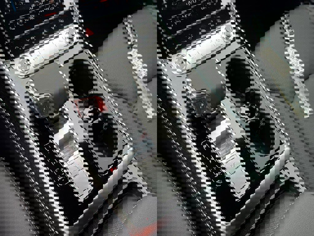 New 2026 Audi Q8 Premium Plus image 32