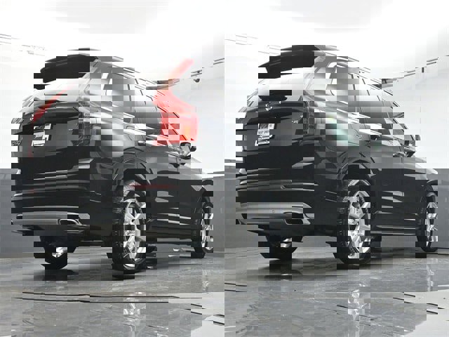 Used 2021 Volvo XC90 T5 Momentum w/ Climate Package image 39