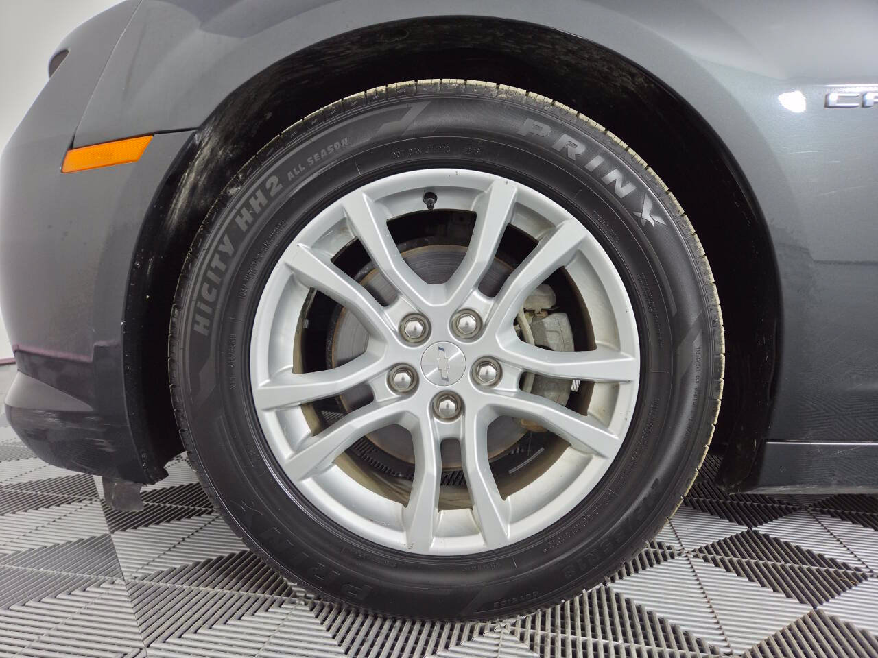 Used 2015 Chevrolet Camaro LT RWD image 12