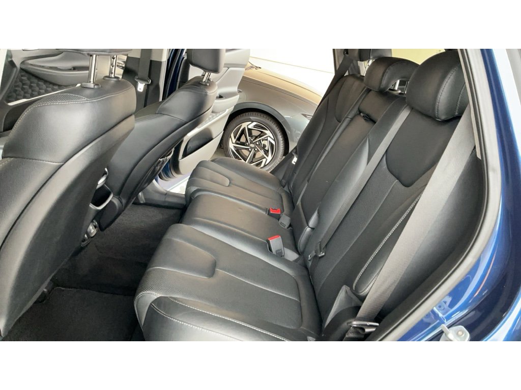 Used 2019 Hyundai Santa Fe AWD image 13